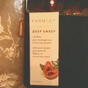 FARMACY DEEP SWEEP